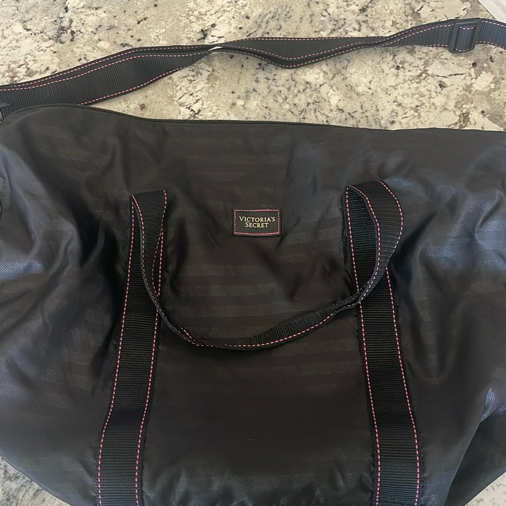 VS duffel bag